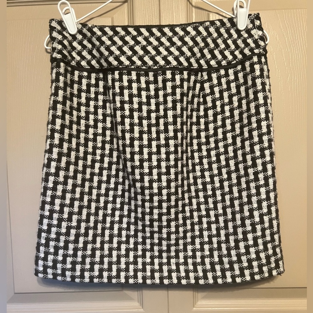 LOFT Black and White Mini Skirt
